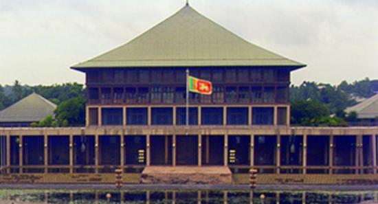 Parliament Abolishes MP Pensions With Majority